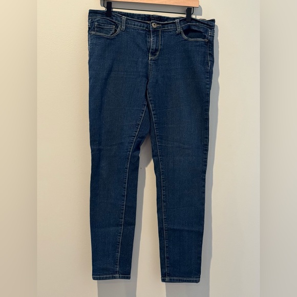 Blue Topaz Jeans 11/12 - Picture 3 of 7